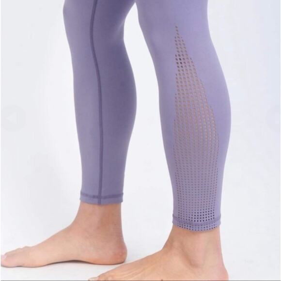 Zyia Flame Light & Tight High-Rise Leggings In Plum Size XS Active Gym Yoga - Picture 2 of 10